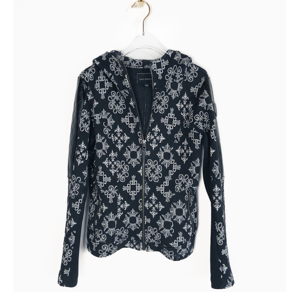 Tonia Debellis Devon Black Knit Top with White Pattern size M Thick Quality